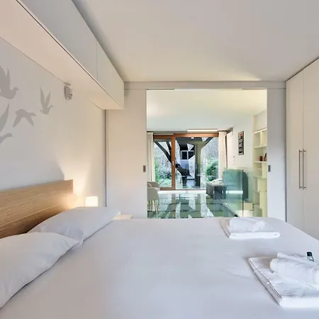 25 Verde Treehouse Loft Турин